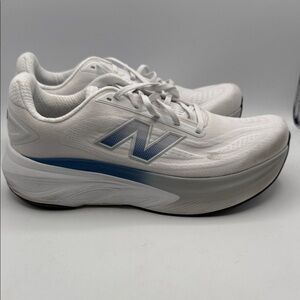 New Balance Fresh Foam X More v6 men’s 10.5 White Sneakers with Blue Detail S20